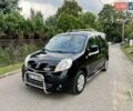 Черный Рено Кенгу, объемом двигателя 1.6 л и пробегом 191 тыс. км за 5300 $, фото 1 на Automoto.ua