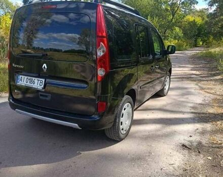 Черный Рено Кенгу, объемом двигателя 1.6 л и пробегом 238 тыс. км за 9100 $, фото 4 на Automoto.ua