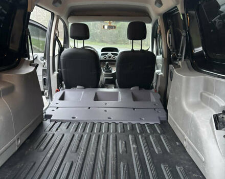 Черный Рено Кенгу, объемом двигателя 1.5 л и пробегом 138 тыс. км за 8500 $, фото 24 на Automoto.ua