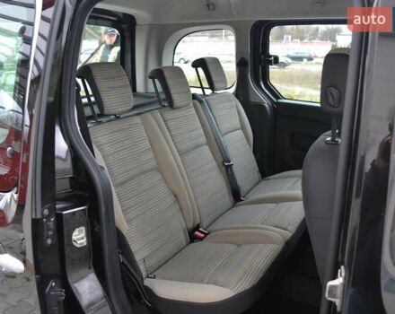 Чорний Рено Кєнгу, об'ємом двигуна 1.6 л та пробігом 170 тис. км за 8450 $, фото 23 на Automoto.ua