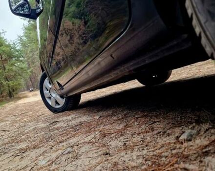 Черный Рено Кенгу, объемом двигателя 1.6 л и пробегом 229 тыс. км за 7900 $, фото 26 на Automoto.ua