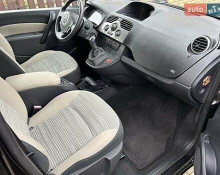 Чорний Рено Кєнгу, об'ємом двигуна 1.6 л та пробігом 187 тис. км за 6999 $, фото 8 на Automoto.ua