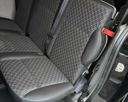 Черный Рено Кенгу, объемом двигателя 1.5 л и пробегом 138 тыс. км за 8500 $, фото 21 на Automoto.ua