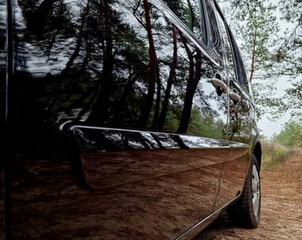 Черный Рено Кенгу, объемом двигателя 1.6 л и пробегом 229 тыс. км за 8000 $, фото 20 на Automoto.ua