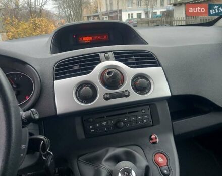 Черный Рено Кенгу, объемом двигателя 1.5 л и пробегом 80 тыс. км за 9650 $, фото 19 на Automoto.ua