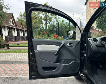 Чорний Рено Кєнгу, об'ємом двигуна 1.5 л та пробігом 239 тис. км за 9399 $, фото 71 на Automoto.ua