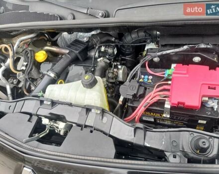 Черный Рено Кенгу, объемом двигателя 1.5 л и пробегом 80 тыс. км за 9650 $, фото 20 на Automoto.ua