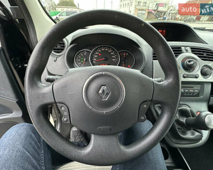 Чорний Рено Кєнгу, об'ємом двигуна 1.6 л та пробігом 212 тис. км за 8599 $, фото 10 на Automoto.ua