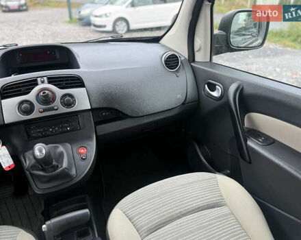 Черный Рено Кенгу, объемом двигателя 1.5 л и пробегом 214 тыс. км за 8999 $, фото 16 на Automoto.ua