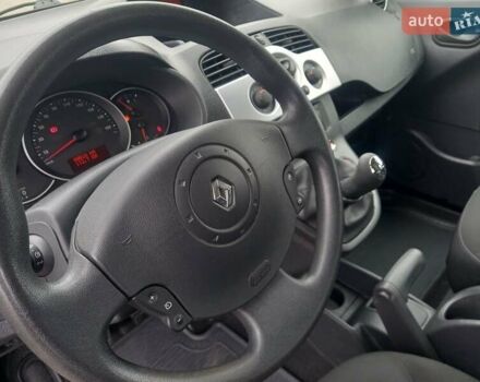 Черный Рено Кенгу, объемом двигателя 1.5 л и пробегом 80 тыс. км за 9650 $, фото 16 на Automoto.ua