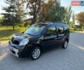 Чорний Рено Кєнгу, об'ємом двигуна 1.5 л та пробігом 210 тис. км за 9500 $, фото 1 на Automoto.ua
