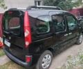 Черный Рено Кенгу, объемом двигателя 1.6 л и пробегом 211 тыс. км за 8600 $, фото 8 на Automoto.ua