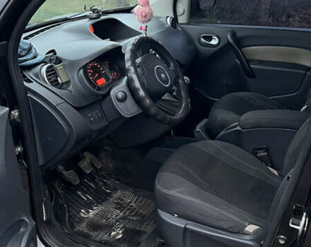 Черный Рено Кенгу, объемом двигателя 1.5 л и пробегом 324 тыс. км за 8500 $, фото 5 на Automoto.ua