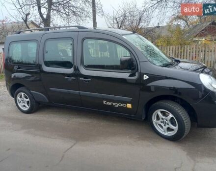 Черный Рено Кенгу, объемом двигателя 1.5 л и пробегом 80 тыс. км за 9650 $, фото 6 на Automoto.ua