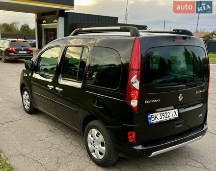 Черный Рено Кенгу, объемом двигателя 1.6 л и пробегом 178 тыс. км за 8750 $, фото 4 на Automoto.ua