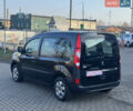 Черный Рено Кенгу, объемом двигателя 1.6 л и пробегом 225 тыс. км за 7800 $, фото 8 на Automoto.ua
