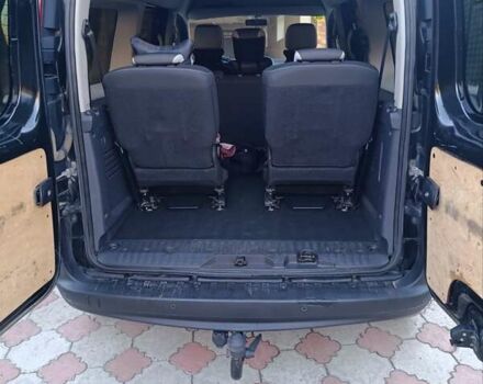 Рено Кєнгу 2013 у Чернівцях на Automoto.ua Чорний Рено Кєнгу, об'ємом двигуна 1.46 л та пробігом 246 тис. км за 12700 $, фото 6 на Automoto.ua