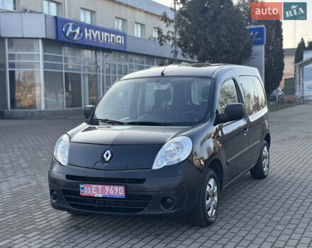 Черный Рено Кенгу, объемом двигателя 1.6 л и пробегом 225 тыс. км за 7800 $, фото 4 на Automoto.ua