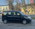 Черный Рено Кенгу, объемом двигателя 1.6 л и пробегом 225 тыс. км за 7800 $, фото 12 на Automoto.ua