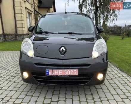 Черный Рено Кенгу, объемом двигателя 0 л и пробегом 96 тыс. км за 7500 $, фото 1 на Automoto.ua