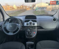 Черный Рено Кенгу, объемом двигателя 1.6 л и пробегом 225 тыс. км за 7800 $, фото 40 на Automoto.ua