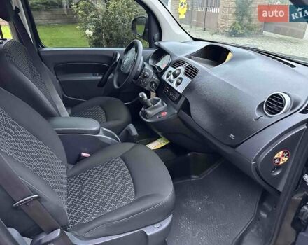 Черный Рено Кенгу, объемом двигателя 0 л и пробегом 96 тыс. км за 7500 $, фото 10 на Automoto.ua