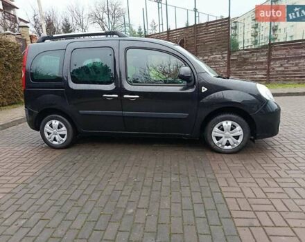 Черный Рено Кенгу, объемом двигателя 1.6 л и пробегом 230 тыс. км за 7900 $, фото 4 на Automoto.ua