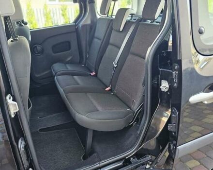 Рено Кєнгу 2013 у Дубно на Automoto.ua Чорний Рено Кєнгу, об'ємом двигуна 1.5 л та пробігом 234 тис. км за 10500 $, фото 27 на Automoto.ua