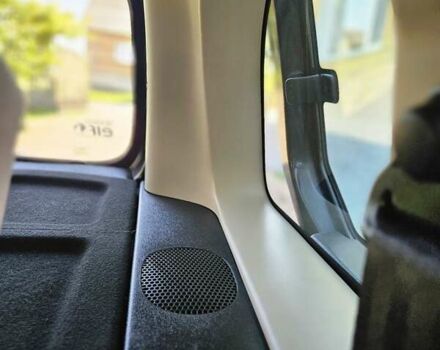 Рено Кєнгу 2013 у Дубно на Automoto.ua Чорний Рено Кєнгу, об'ємом двигуна 1.5 л та пробігом 234 тис. км за 10500 $, фото 31 на Automoto.ua