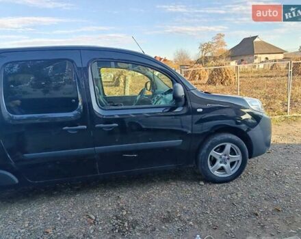 Рено Кєнгу 2013 у Чернівцях на Automoto.ua Чорний Рено Кєнгу, об'ємом двигуна 1.46 л та пробігом 246 тис. км за 12700 $, фото 1 на Automoto.ua