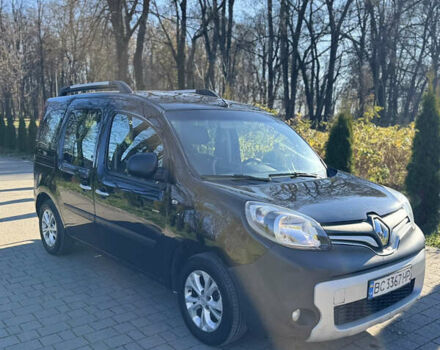 Черный Рено Кенгу, объемом двигателя 1.5 л и пробегом 279 тыс. км за 9900 $, фото 10 на Automoto.ua