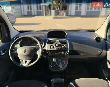 Черный Рено Кенгу, объемом двигателя 1.5 л и пробегом 279 тыс. км за 9900 $, фото 39 на Automoto.ua