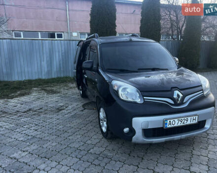 Черный Рено Кенгу, объемом двигателя 1.5 л и пробегом 279 тыс. км за 7500 $, фото 7 на Automoto.ua