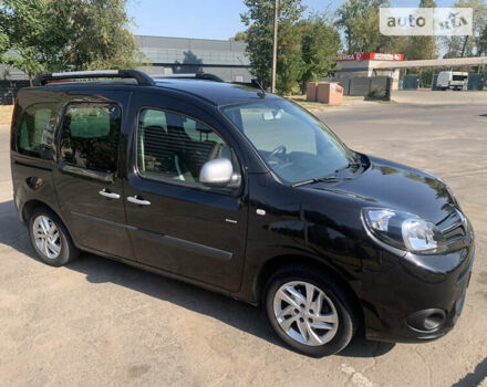 Черный Рено Кенгу, объемом двигателя 1.5 л и пробегом 315 тыс. км за 9900 $, фото 6 на Automoto.ua