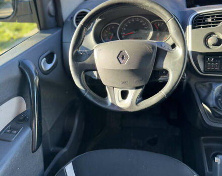 Черный Рено Кенгу, объемом двигателя 1.5 л и пробегом 279 тыс. км за 9900 $, фото 37 на Automoto.ua