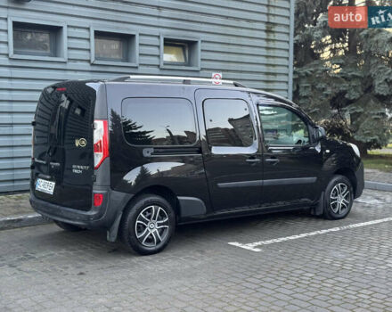 Черный Рено Кенгу, объемом двигателя 1.46 л и пробегом 243 тыс. км за 10900 $, фото 10 на Automoto.ua