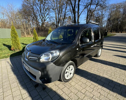 Черный Рено Кенгу, объемом двигателя 1.5 л и пробегом 279 тыс. км за 9900 $, фото 43 на Automoto.ua
