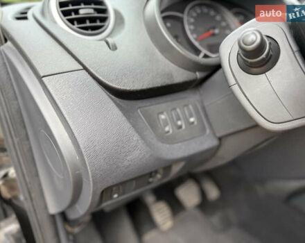 Рено Кенгу 2014 в Луцке на Automoto.ua Черный Рено Кенгу, объемом двигателя 1.5 л и пробегом 210 тыс. км за 10999 $, фото 15 на Automoto.ua