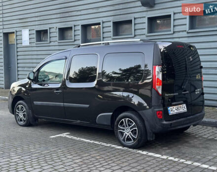 Черный Рено Кенгу, объемом двигателя 1.46 л и пробегом 243 тыс. км за 10900 $, фото 4 на Automoto.ua