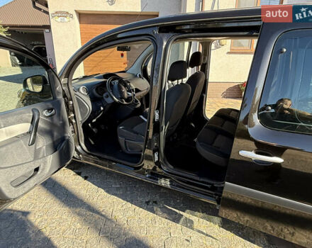 Рено Кєнгу 2015 у Дубно на Automoto.ua Чорний Рено Кєнгу, об'ємом двигуна 1.5 л та пробігом 188 тис. км за 11500 $, фото 32 на Automoto.ua