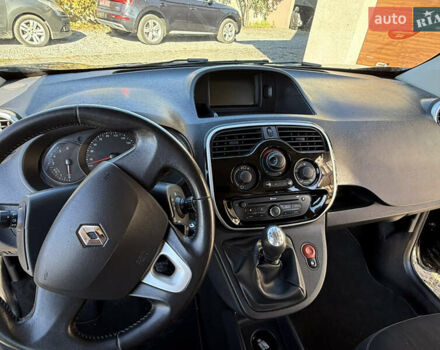 Рено Кєнгу 2015 у Дубно на Automoto.ua Чорний Рено Кєнгу, об'ємом двигуна 1.5 л та пробігом 188 тис. км за 11500 $, фото 30 на Automoto.ua