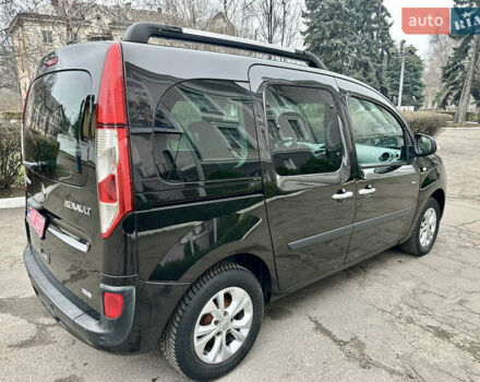 Черный Рено Кенгу, объемом двигателя 1.5 л и пробегом 143 тыс. км за 11800 $, фото 4 на Automoto.ua