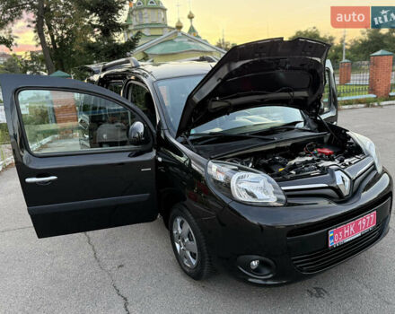 Черный Рено Кенгу, объемом двигателя 1.5 л и пробегом 110 тыс. км за 12599 $, фото 91 на Automoto.ua