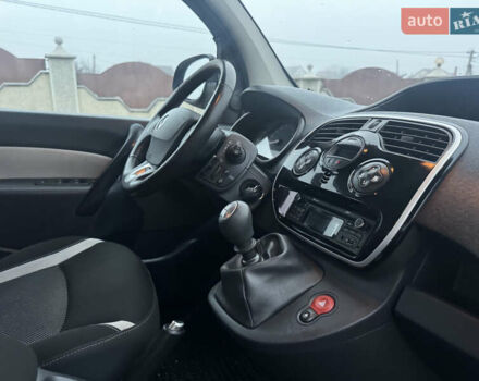 Чорний Рено Кєнгу, об'ємом двигуна 1.5 л та пробігом 198 тис. км за 13950 $, фото 29 на Automoto.ua