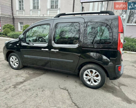 Черный Рено Кенгу, объемом двигателя 1.5 л и пробегом 143 тыс. км за 11800 $, фото 8 на Automoto.ua