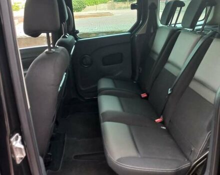 Чорний Рено Кєнгу, об'ємом двигуна 1.5 л та пробігом 250 тис. км за 11550 $, фото 9 на Automoto.ua