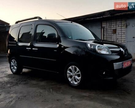 Черный Рено Кенгу, объемом двигателя 1.5 л и пробегом 179 тыс. км за 13500 $, фото 11 на Automoto.ua