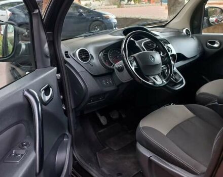 Чорний Рено Кєнгу, об'ємом двигуна 1.5 л та пробігом 250 тис. км за 11550 $, фото 8 на Automoto.ua