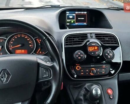 Черный Рено Кенгу, объемом двигателя 1.5 л и пробегом 179 тыс. км за 13500 $, фото 27 на Automoto.ua