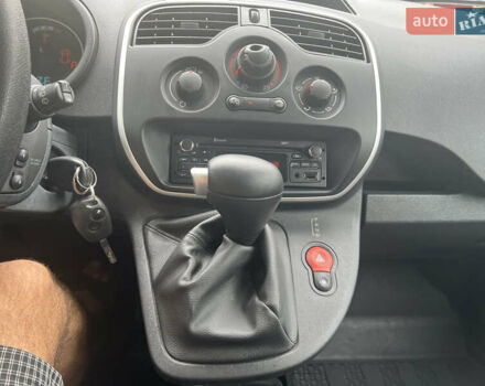 Черный Рено Кенгу, объемом двигателя 0 л и пробегом 29 тыс. км за 14200 $, фото 39 на Automoto.ua